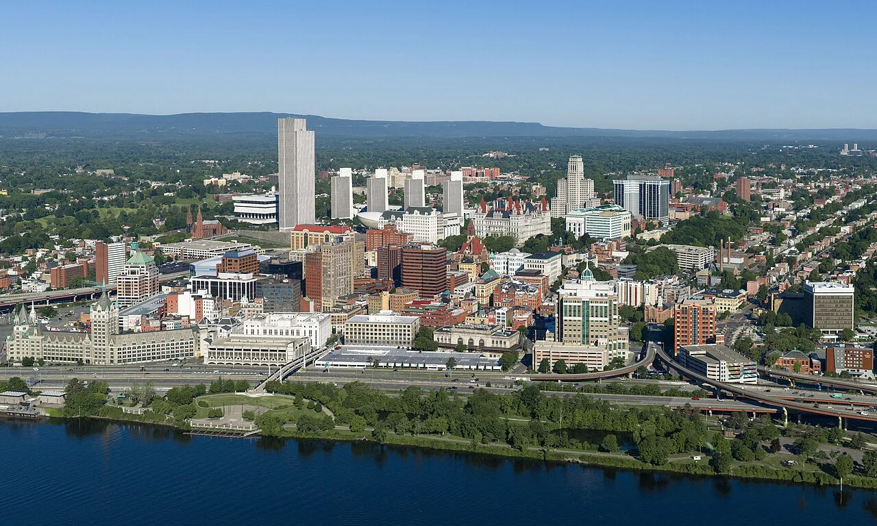 Albany Skyline of downtown Albany, New York (pop. 99,224), the capital city of the U.S. state of New York.